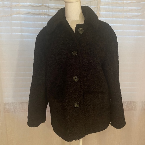 LOLA Black Faux Fur Jacket, Made in Italy Front Buttons Closure, Size L Pockets - Picture 5 of 16